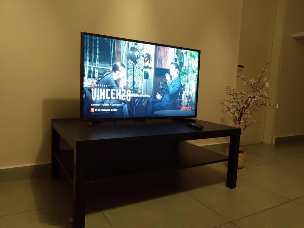 Cozy Studio Unit,Cyberjaya,Wifi, Netflix,Free Parking Exteriör bild