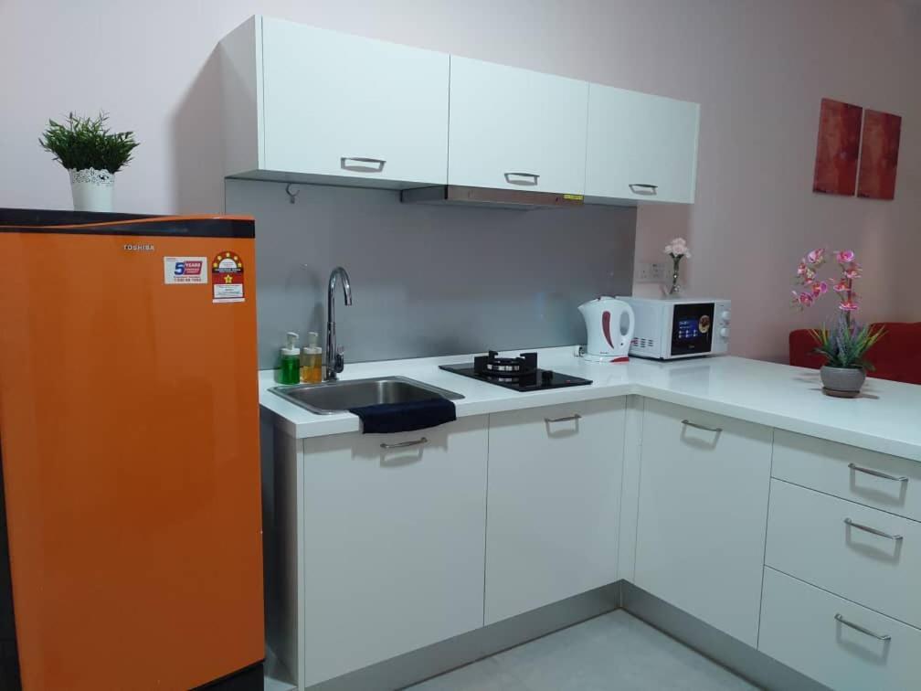 Cozy Studio Unit,Cyberjaya,Wifi, Netflix,Free Parking Exteriör bild