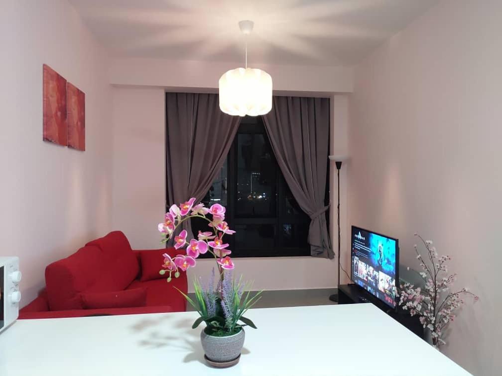 Cozy Studio Unit,Cyberjaya,Wifi, Netflix,Free Parking Exteriör bild