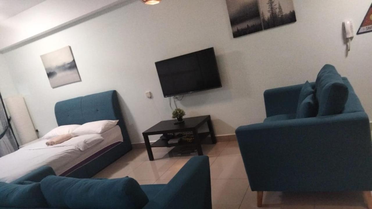 Cozy Studio Unit,Cyberjaya,Wifi, Netflix,Free Parking Exteriör bild
